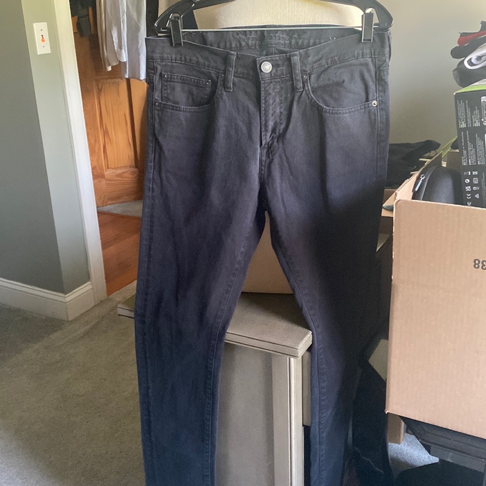 Men’s American eagle jeans